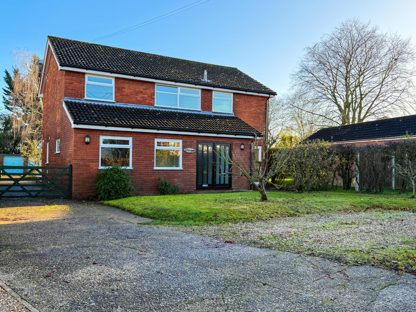 Individual 4-Bedroom Detached Family Home with Double Garage on a Plot of Approx. Quarter of an Acre