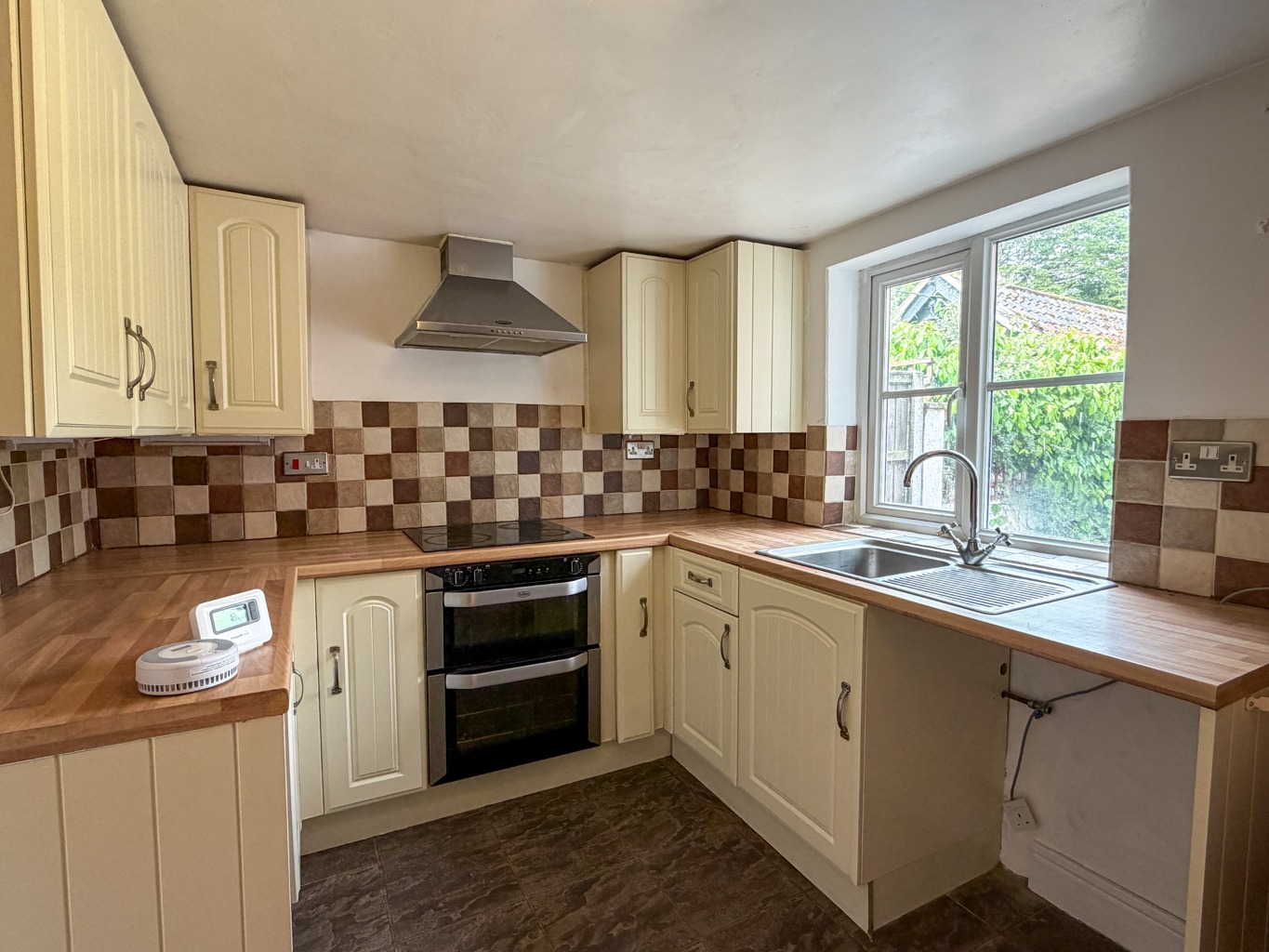 property fifth image