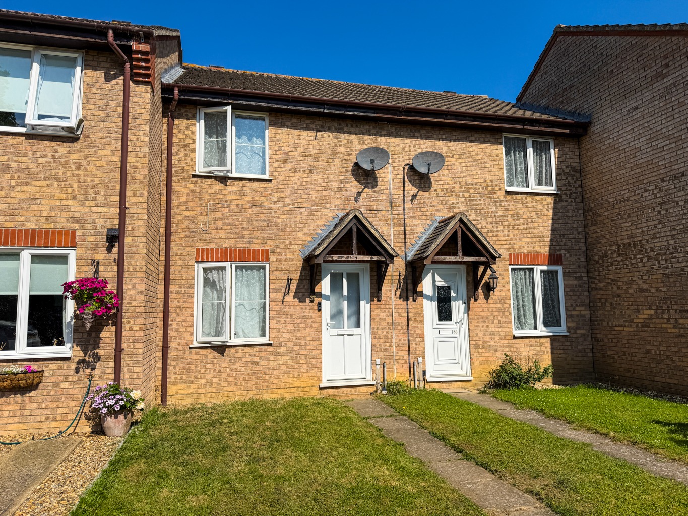 Charming 2-Bed Mid-Terrace House in Attleborough with 2 (Side By Side) Car Parking Spaces.