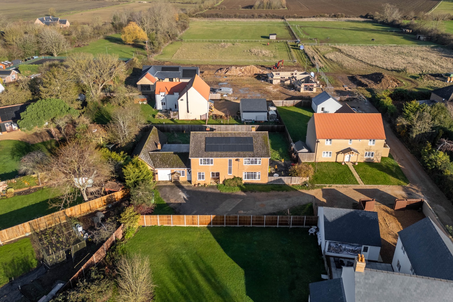 Spacious Detached Home with Adjoining Bungalow Annex in Alconbury Weston, Huntingdon