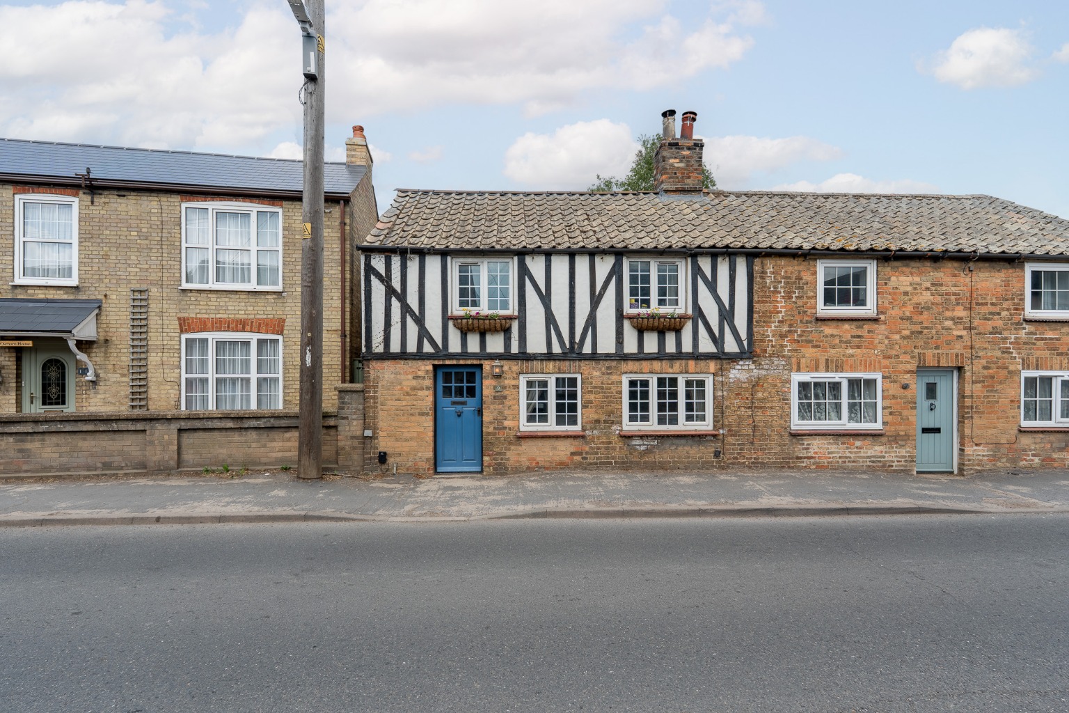 *** Guide Price £290,000 - £310,000 ***