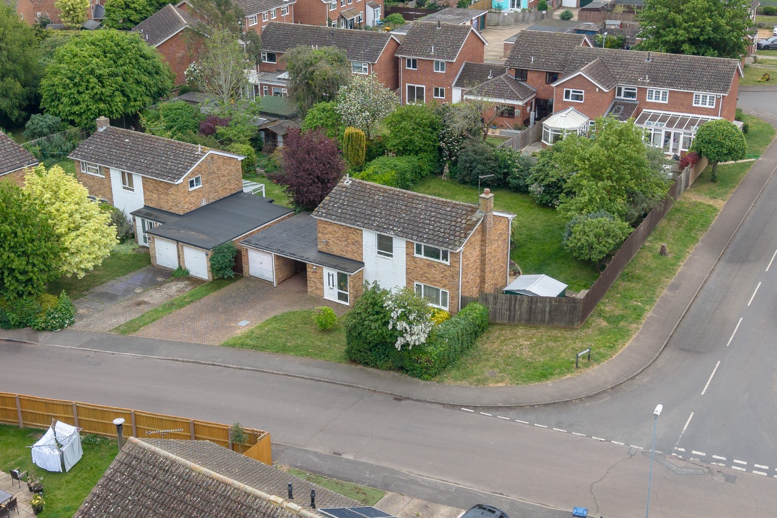 *** Guide Price £375,000 - £400,000 *** Executive Four Bedroom Detached Home in Earith
