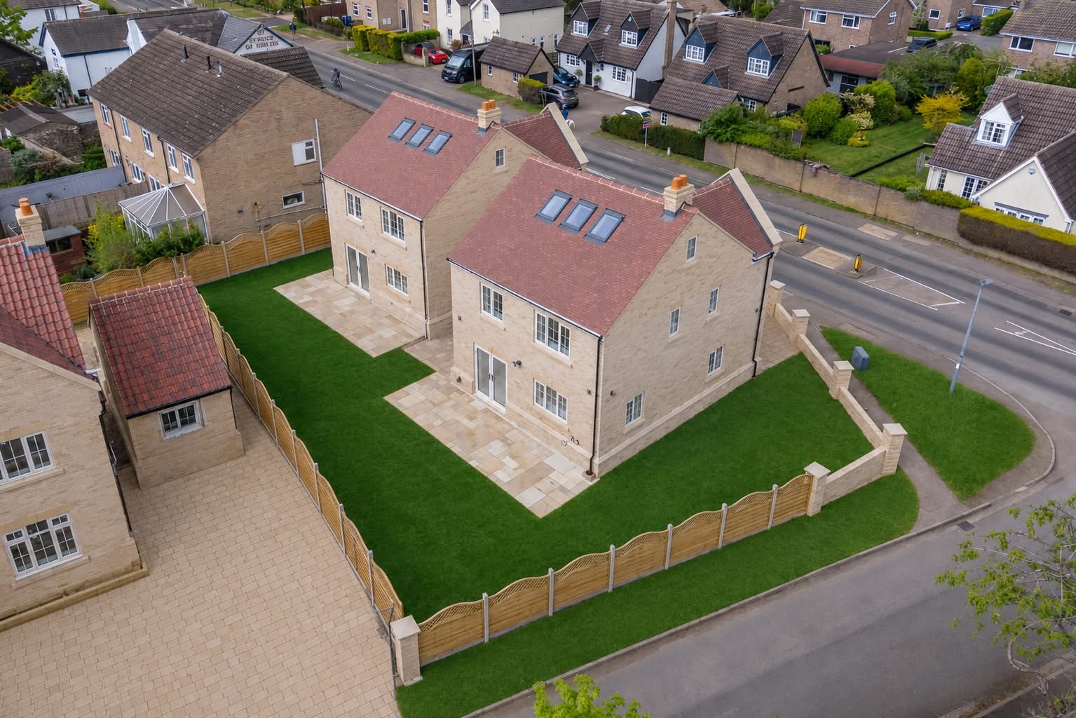 *** Guide Price £500,000 - £550,000 ***