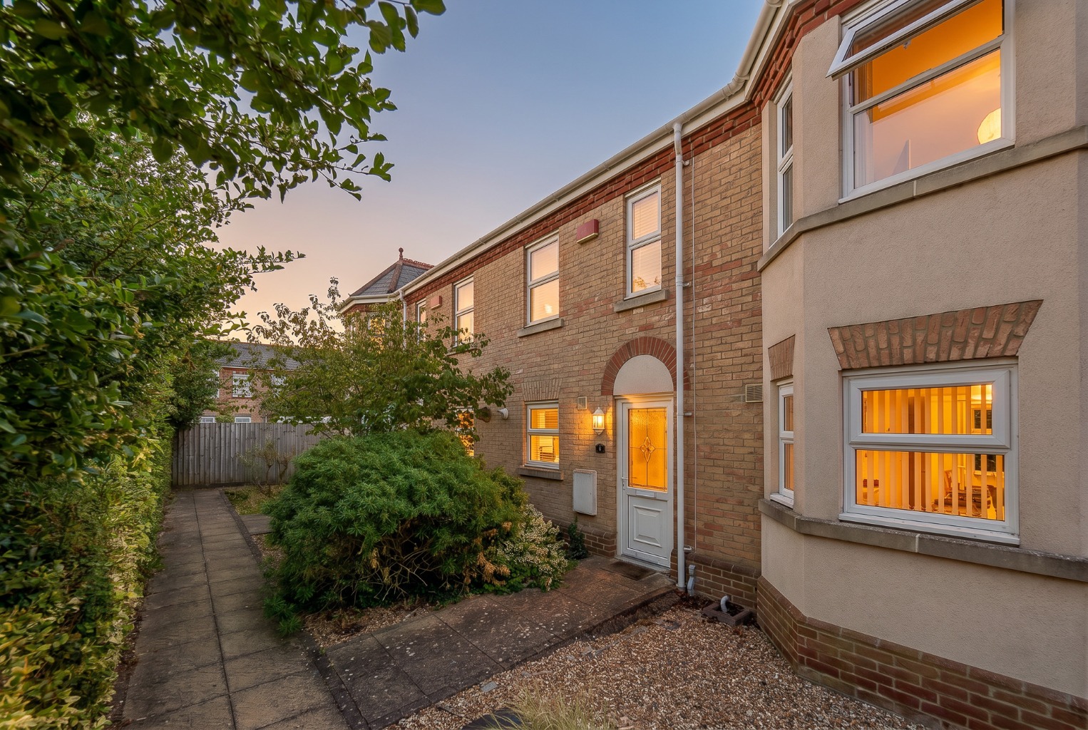 Versatile 3-Bed Townhouse in St. Ives Town Centre with Garage