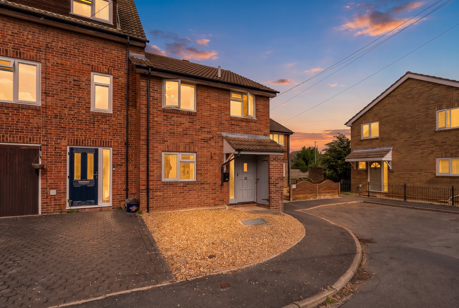 *** Guide Price £250,000 - £270,000 *** Charming 3-Bed End Terrace in Somersham, Ideal First Home