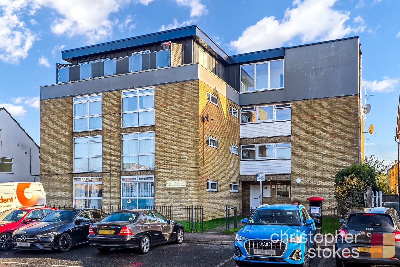 Byron Court, Cheshunt, EN8