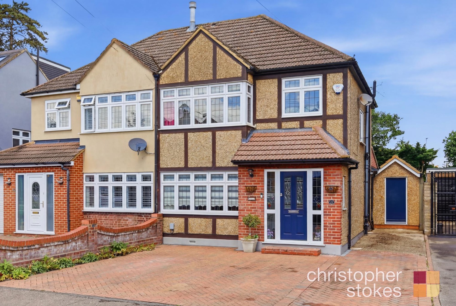 Pine Close, Cheshunt, EN8